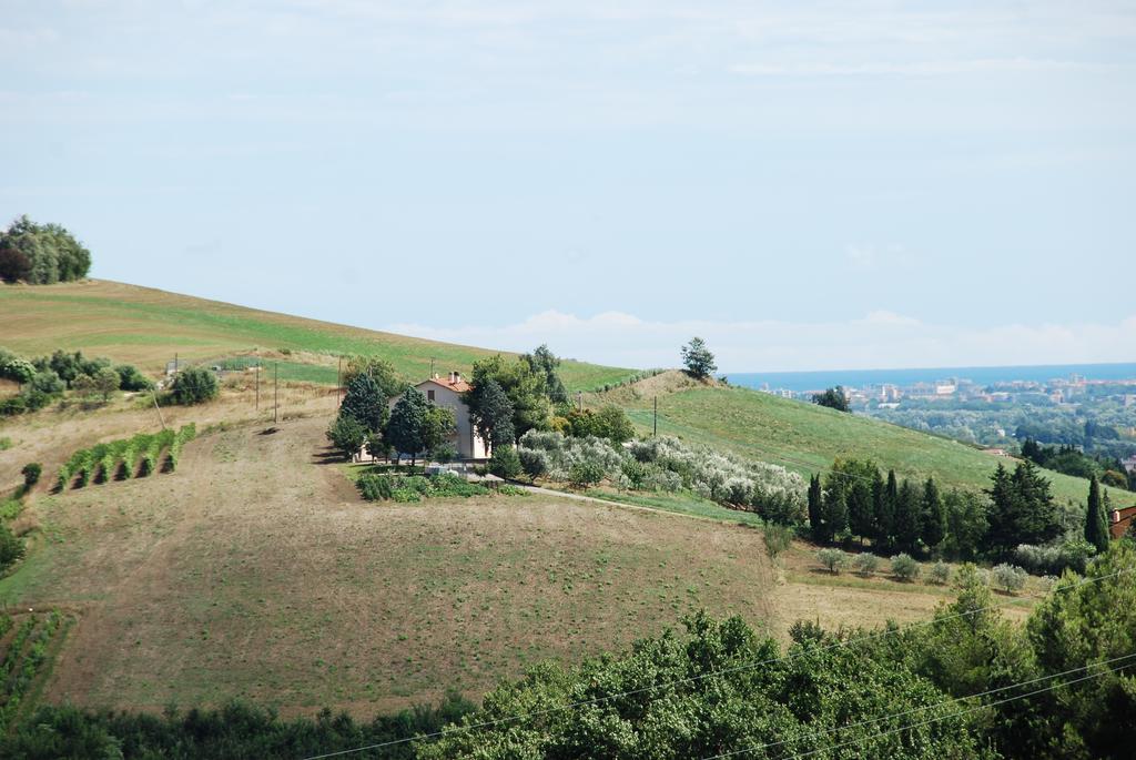 Bed and Breakfast Bianco Nuvola Montecchio  Camera foto